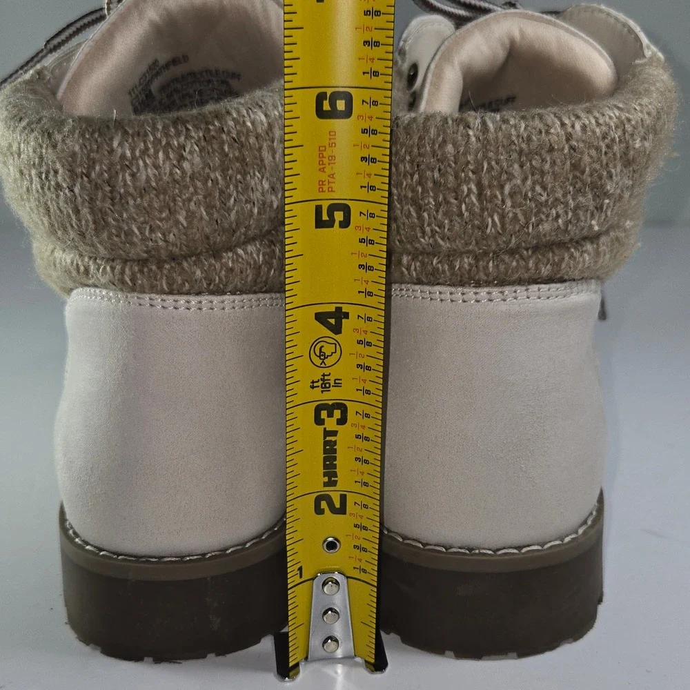 PRICE DROP Cliffs by White Mountain Pathfield Lace Up Fur Cuff Winter Boots 9.5M